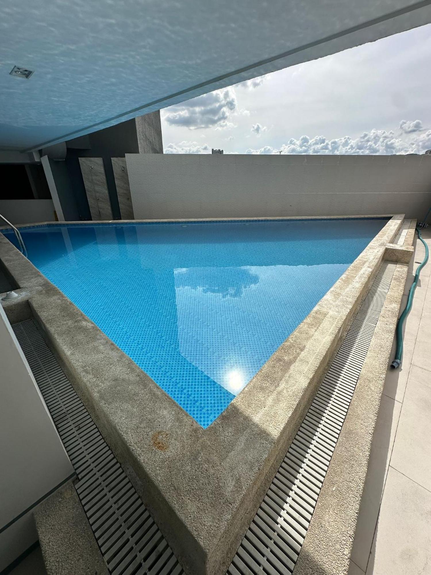 Modern & Comfy Studio - Steps From Ayala Mall, Cebu City Eksteriør bilde