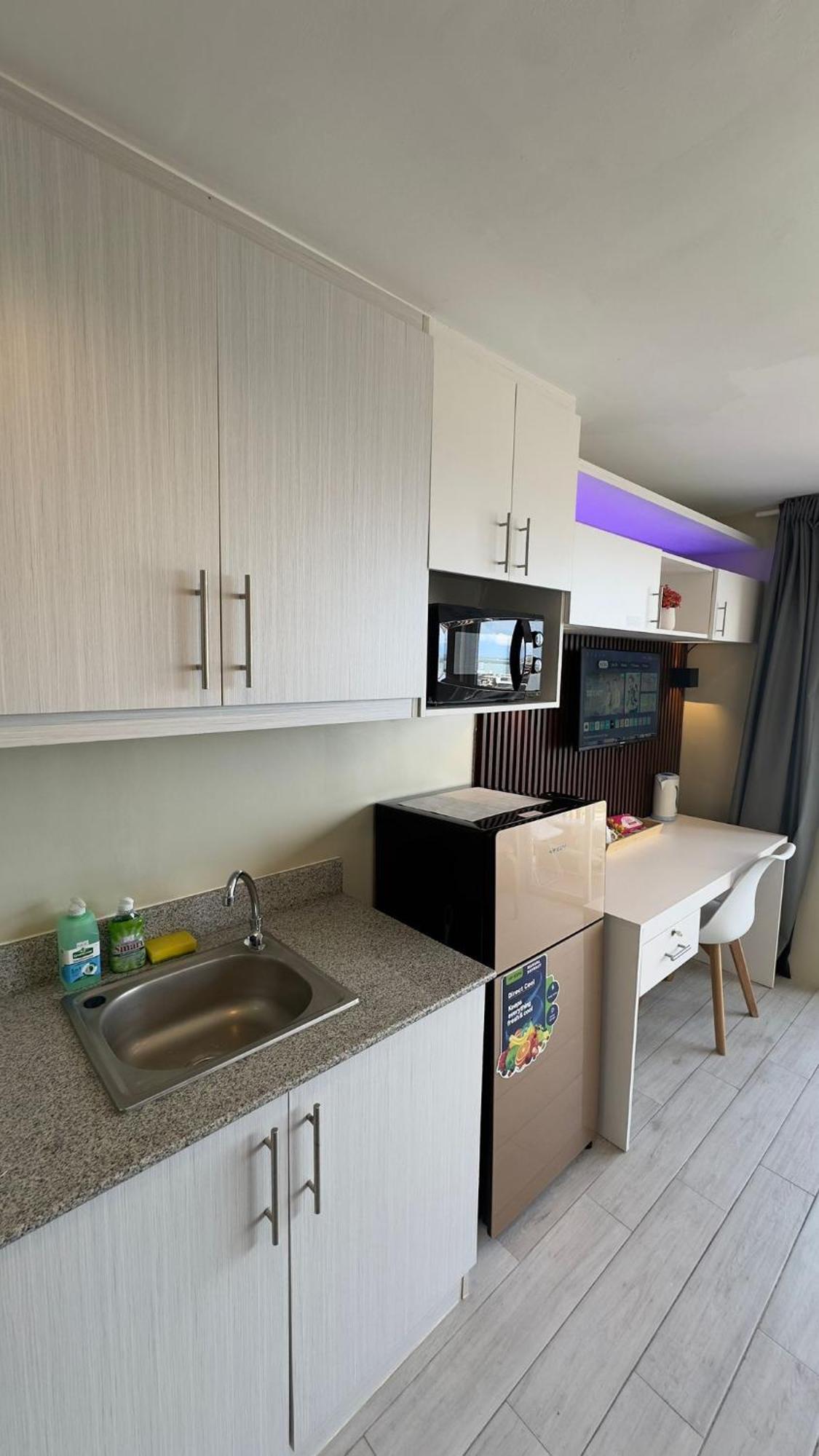 Modern & Comfy Studio - Steps From Ayala Mall, Cebu City Eksteriør bilde